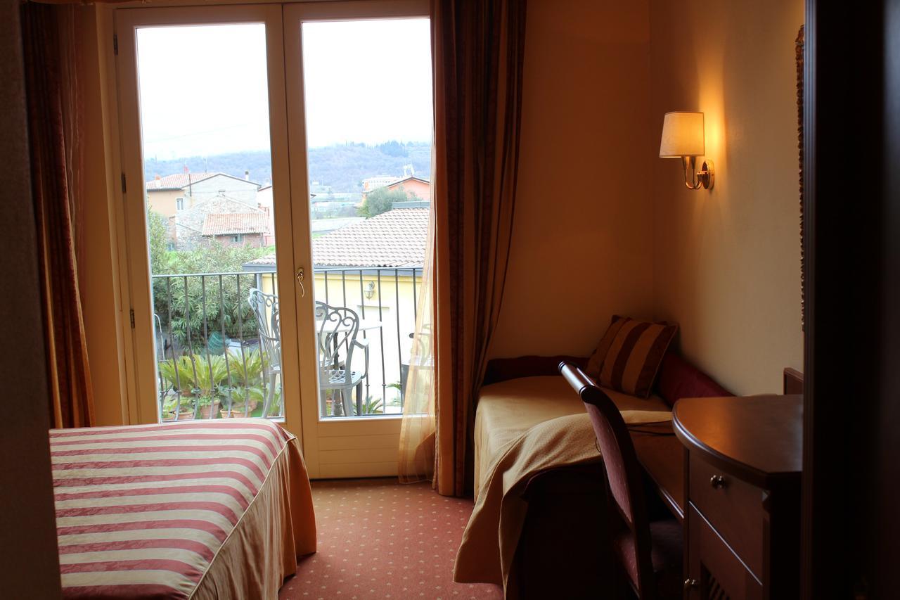 Hotel La Dolce Vita Кавайон-Веронезе Экстерьер фото